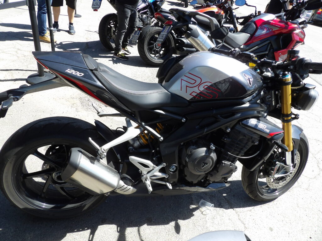 Speed 1200 RS